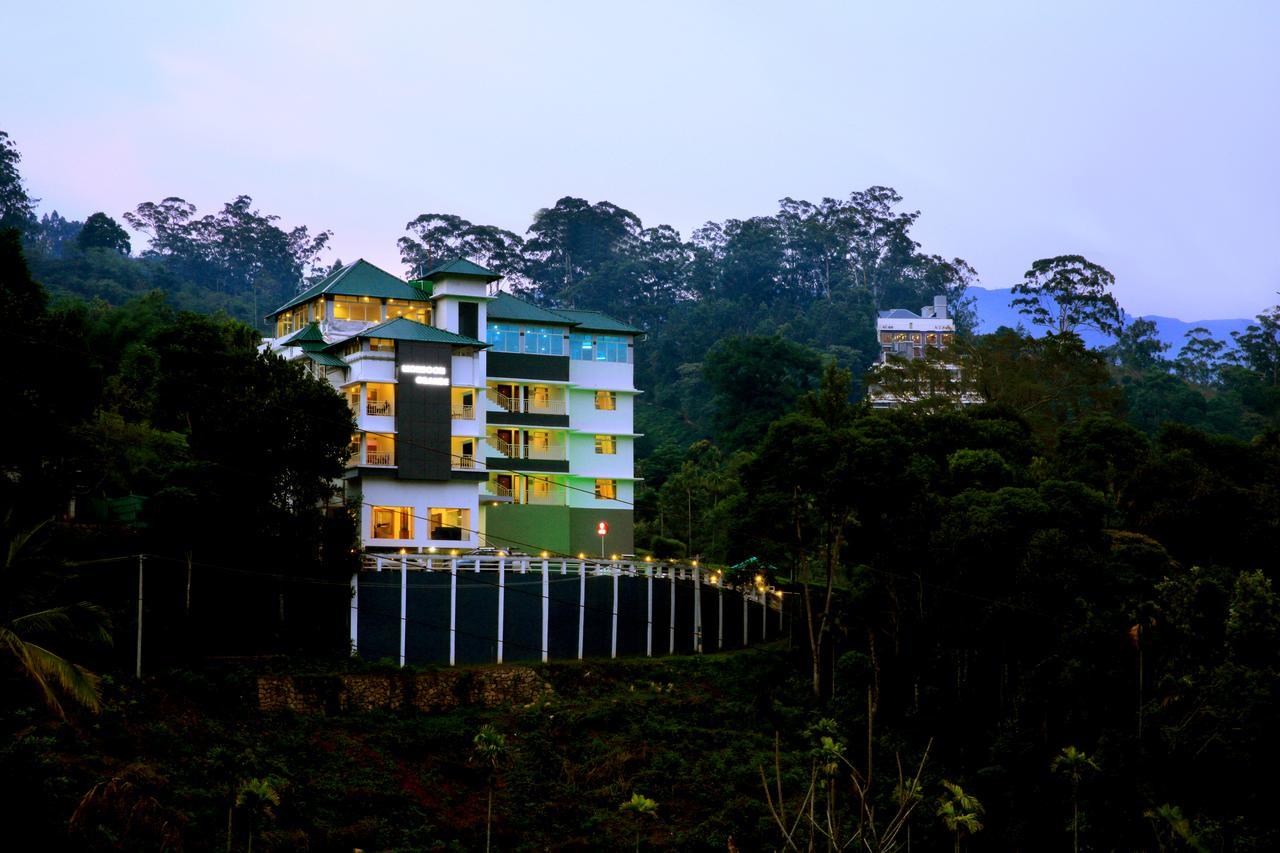 Monsoon Grande Hotel Munnar Kültér fotó